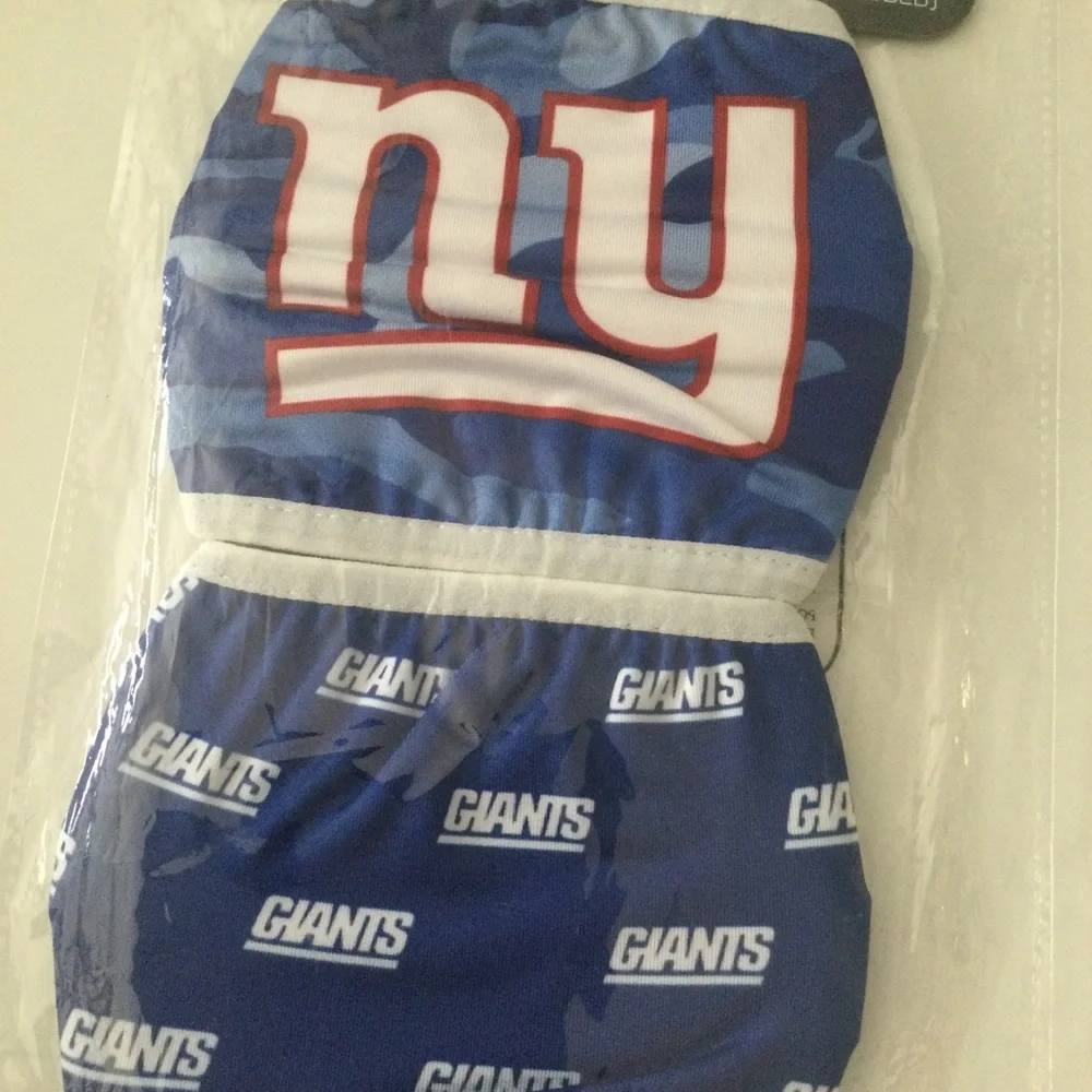 FOCO NFL NEW YORK GIANTS CLUTCH 2 pack FACE MASKS UNISEX ADULT NWT